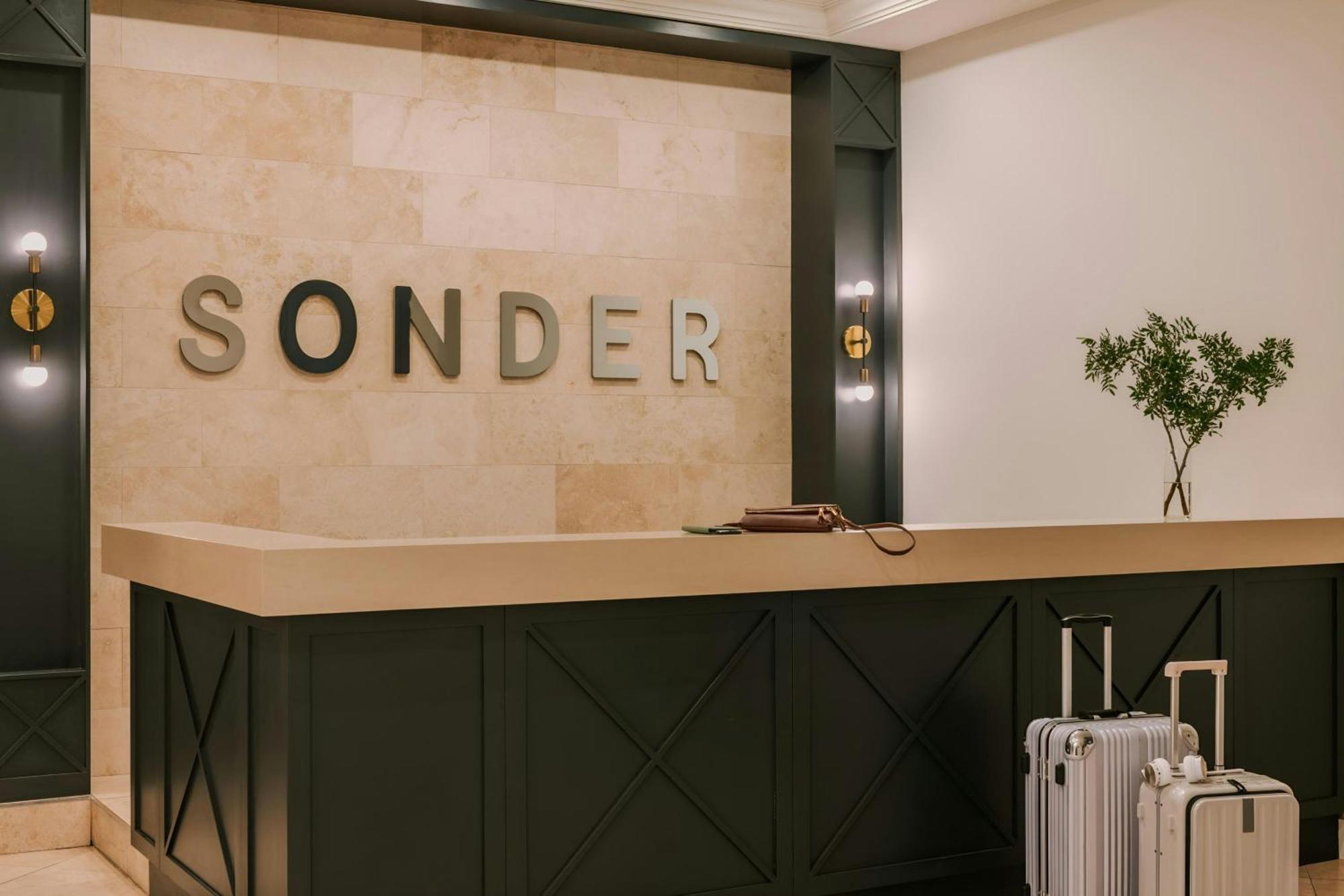 Le Victoria, Sonder Apartments By Marriott Bonvoy Montreal Exterior foto